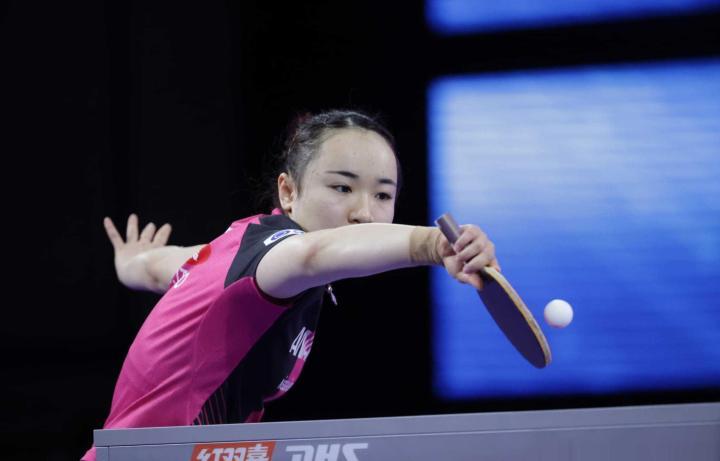 凭借C罗两 凭借C罗两