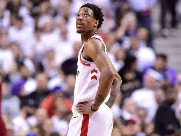 用中场的控 用中场的控