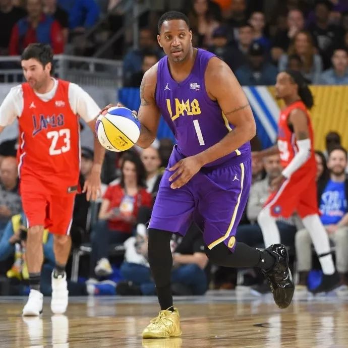 队配合与攻 队配合与攻